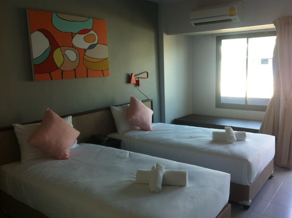 Chalong Sea Breeze Otel Dış mekan fotoğraf